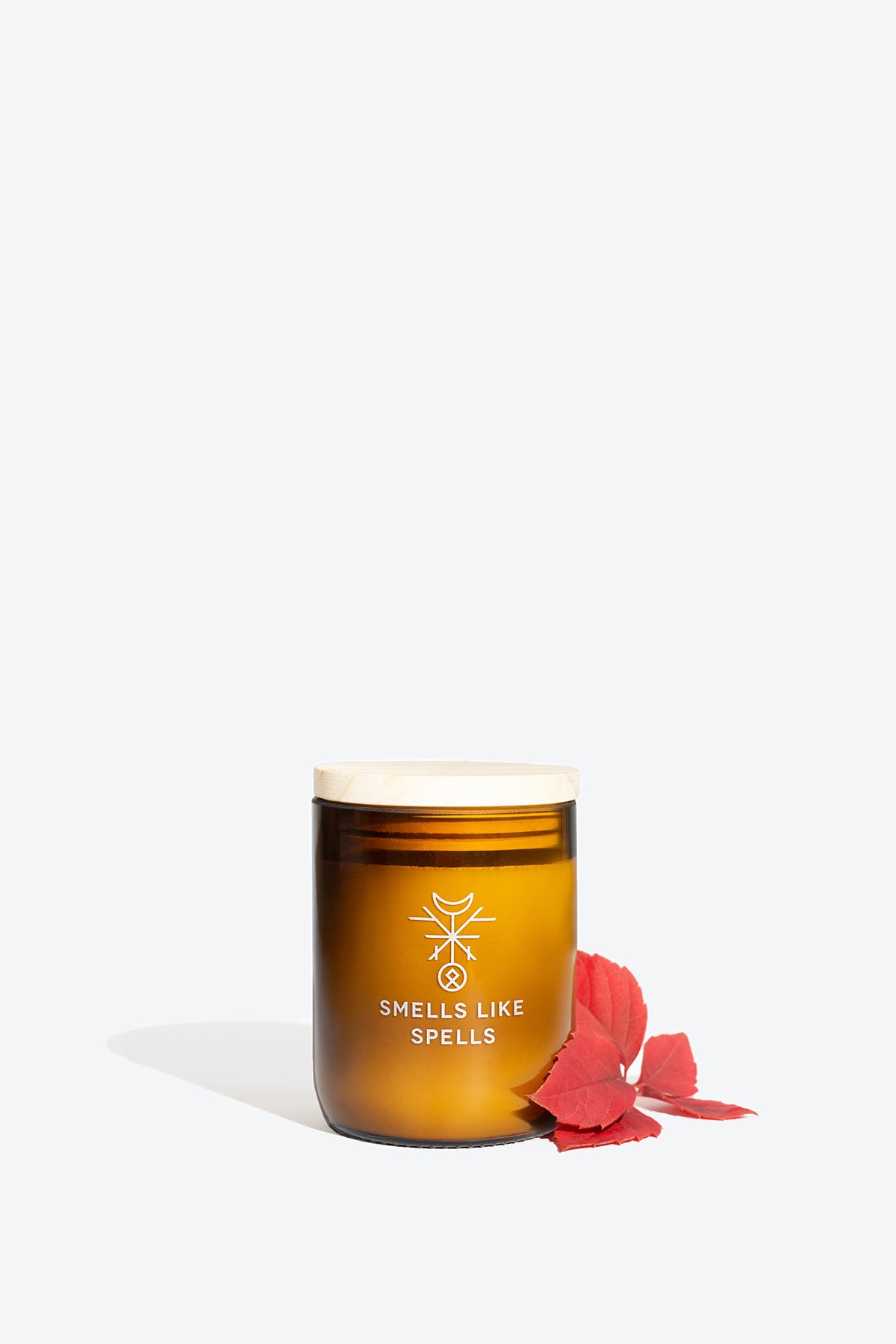 Soy wax scented candle with wooden wick HEIMDALLR Smells Like Spells