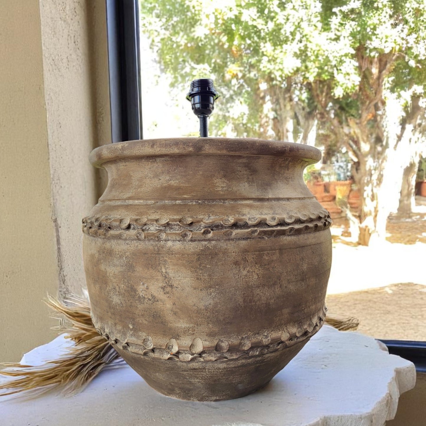 Gaze no.737 - Terracotta table lamp-5