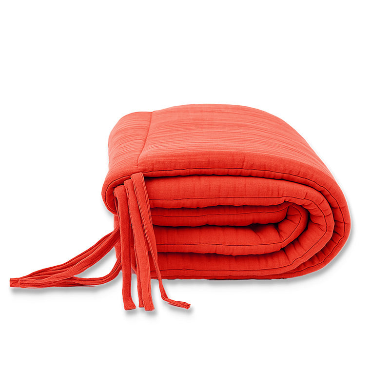 tour de lit en coton bio papate bébé fraise