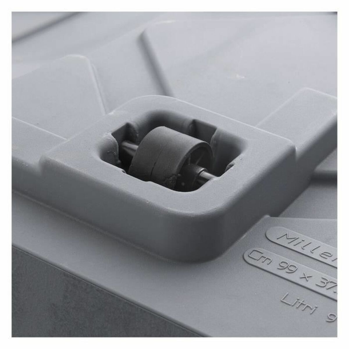 Plant pot Deroma-1