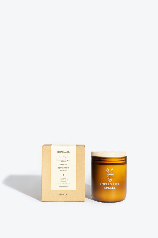 Soy wax scented candle with wooden wick HEIMDALLR Smells Like Spells