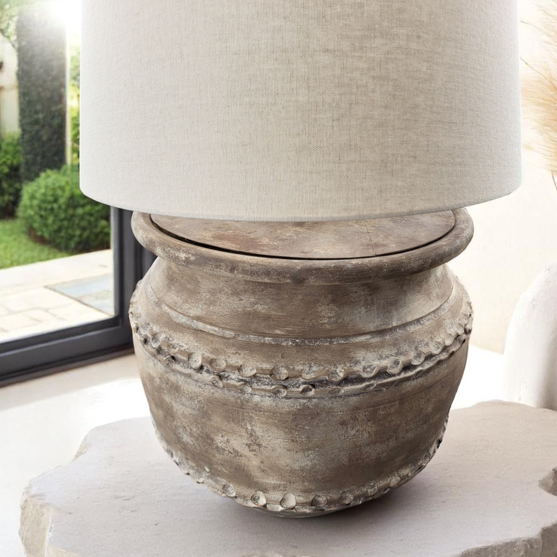 Gaze no.737 - Terracotta table lamp-4