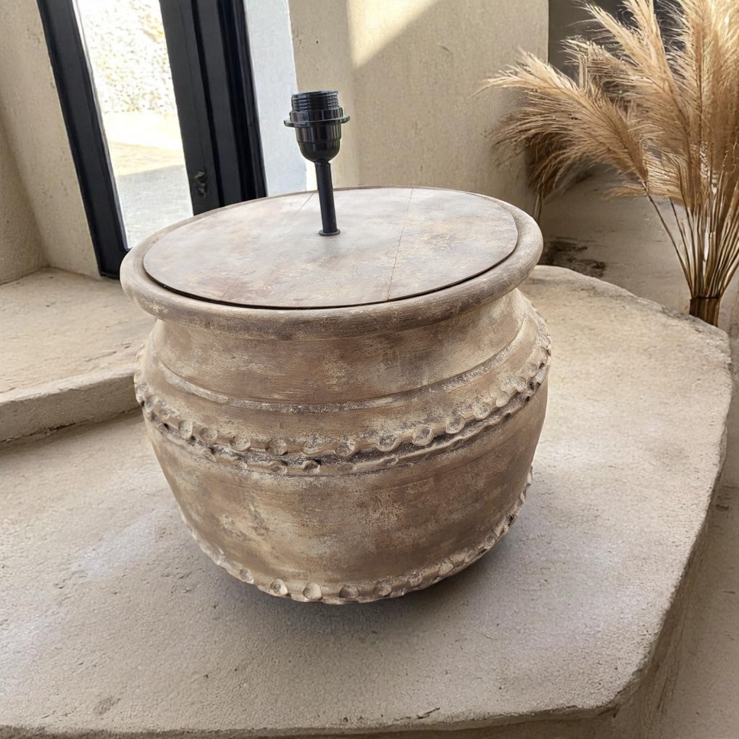 Gaze no.737 - Terracotta table lamp-1